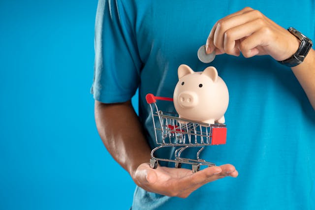 New immigrant feeling more confident and in control of money in Australia